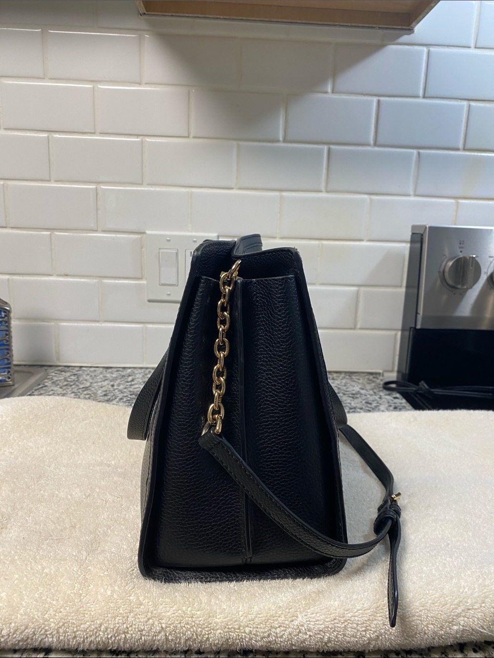 Michael Kors Black Pebbled Leather Tote with Gold-Tone Logo - Picture 6 of 16